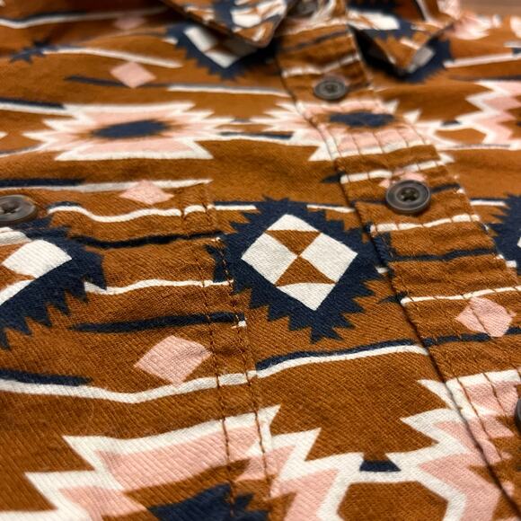 Duluth Trading Shirt Medium Flannel Button Down Cotton Western Southwest Aztec - Picture 13 of 15